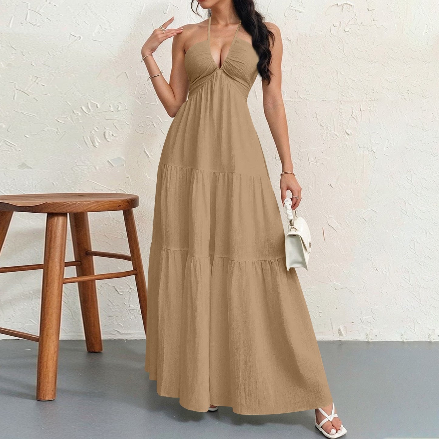 💃✨30K+ SOLD🌸Halter Neck Backless Tiered Maxi Dress