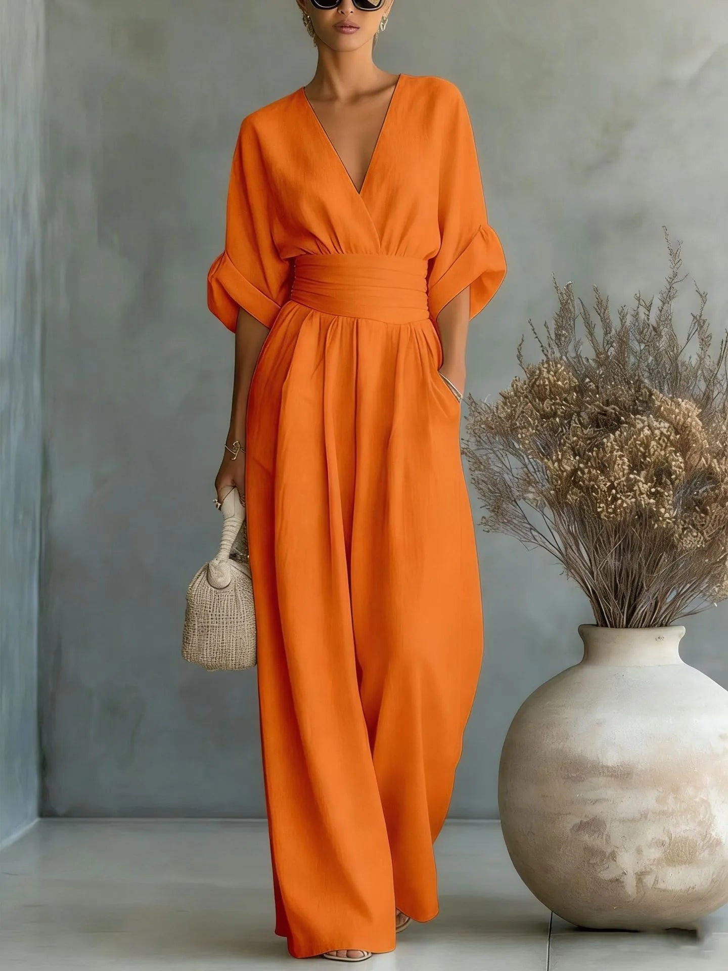 👠👠Hot sale Women's Solid-Color Elegant V-Neck Jumpsuit with Waist-Defining Fit