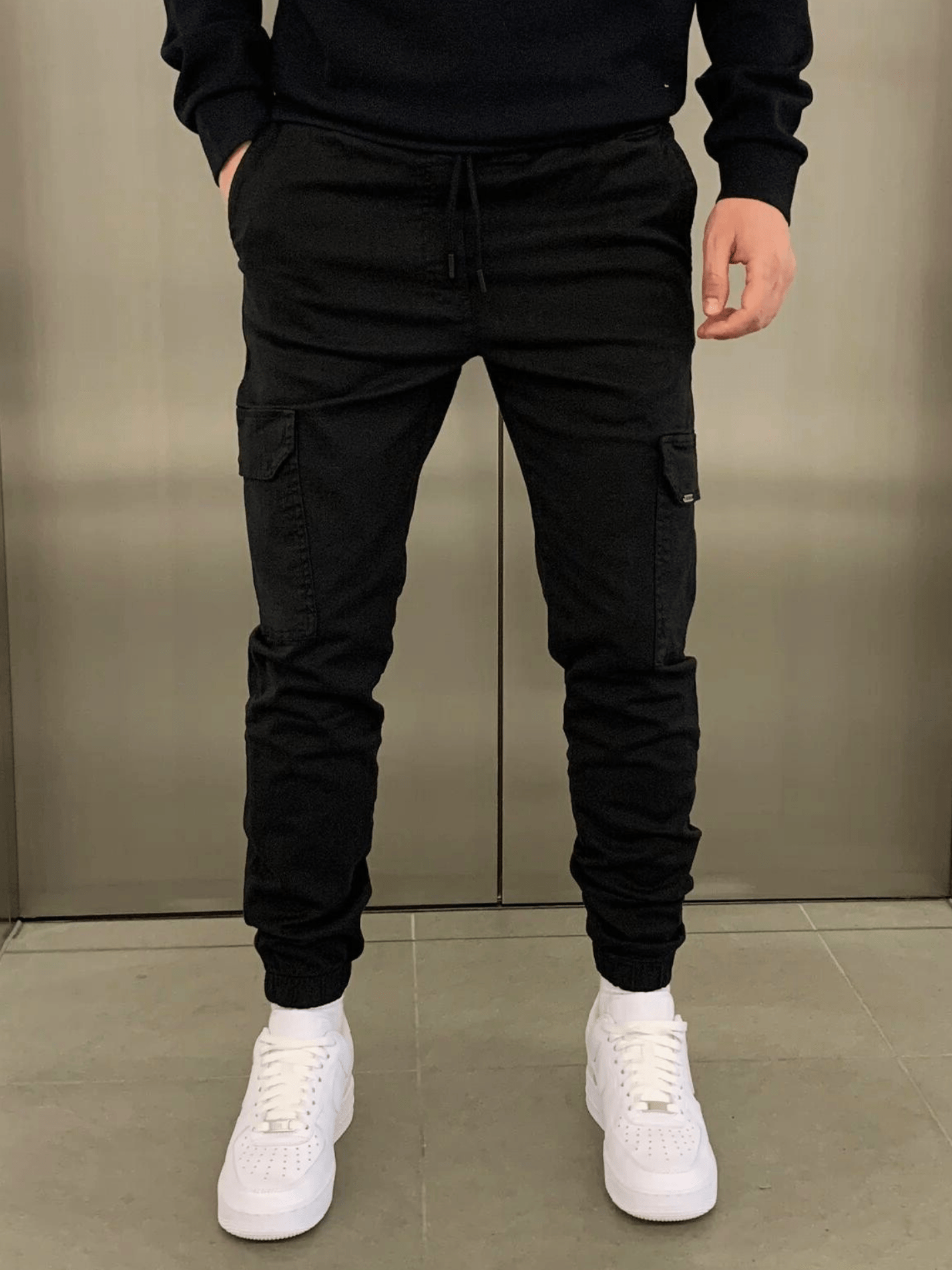 Casual cargo pants with pockets