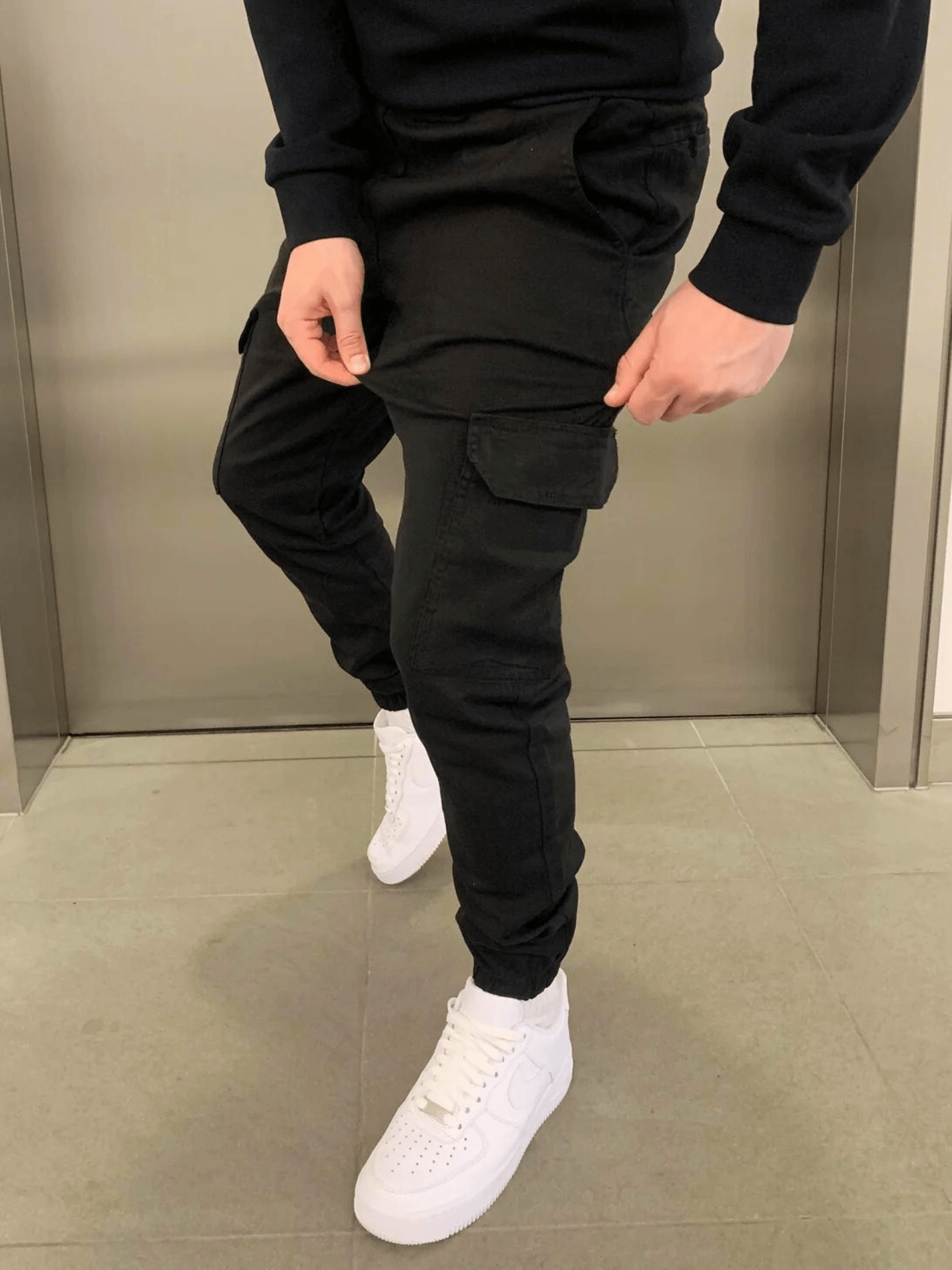 Casual cargo pants with pockets