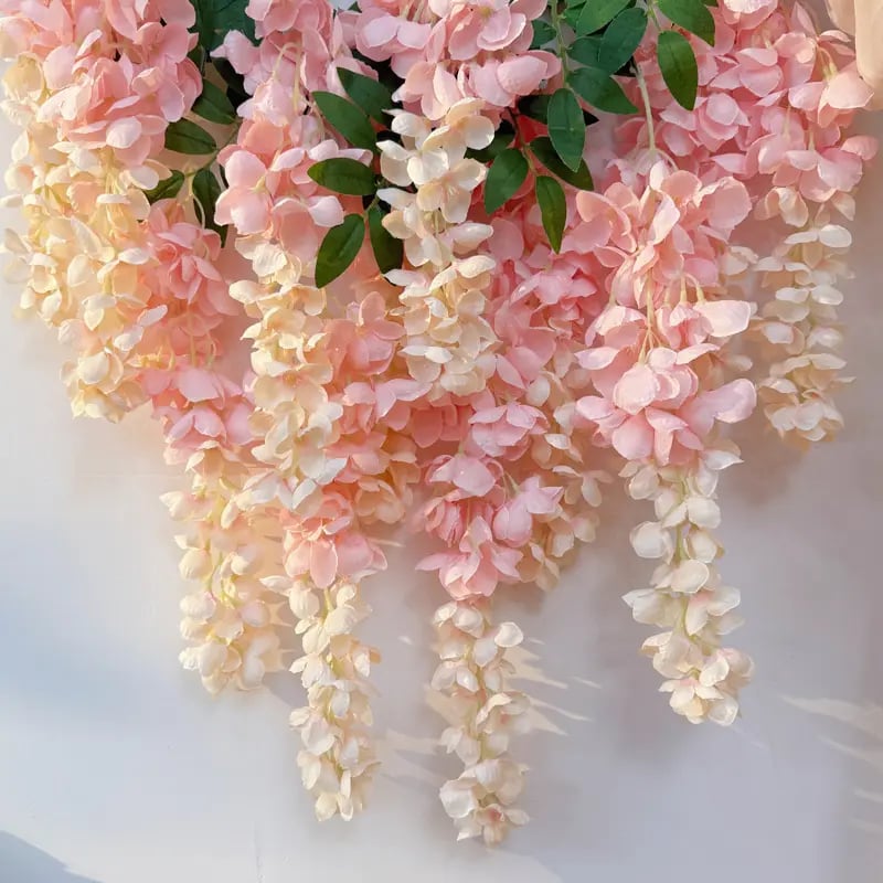 Simulation of Giant Wisteria Flowers