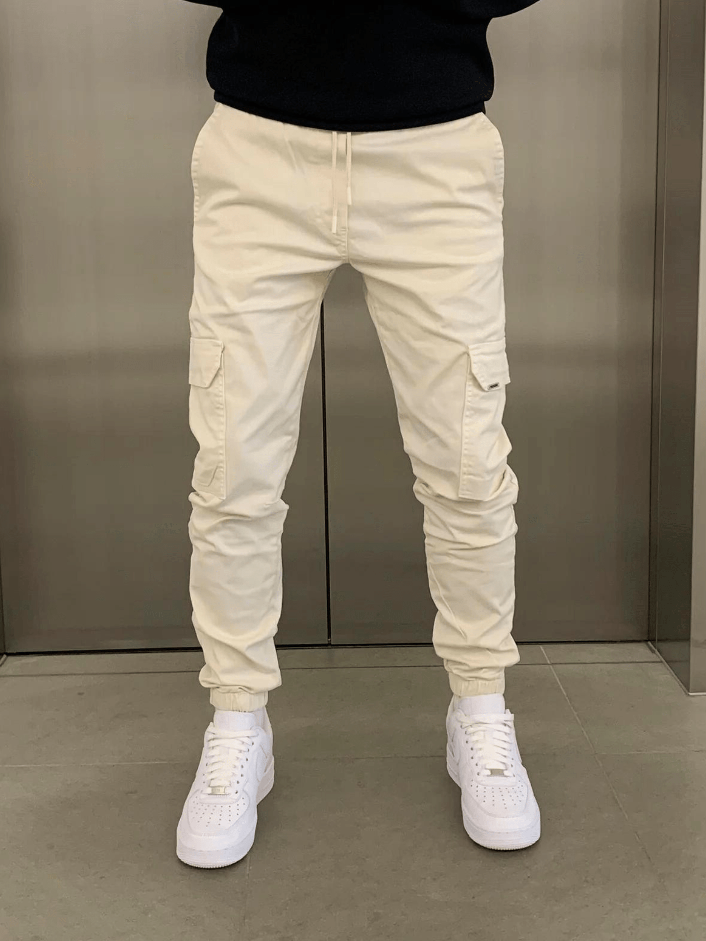 Casual cargo pants with pockets