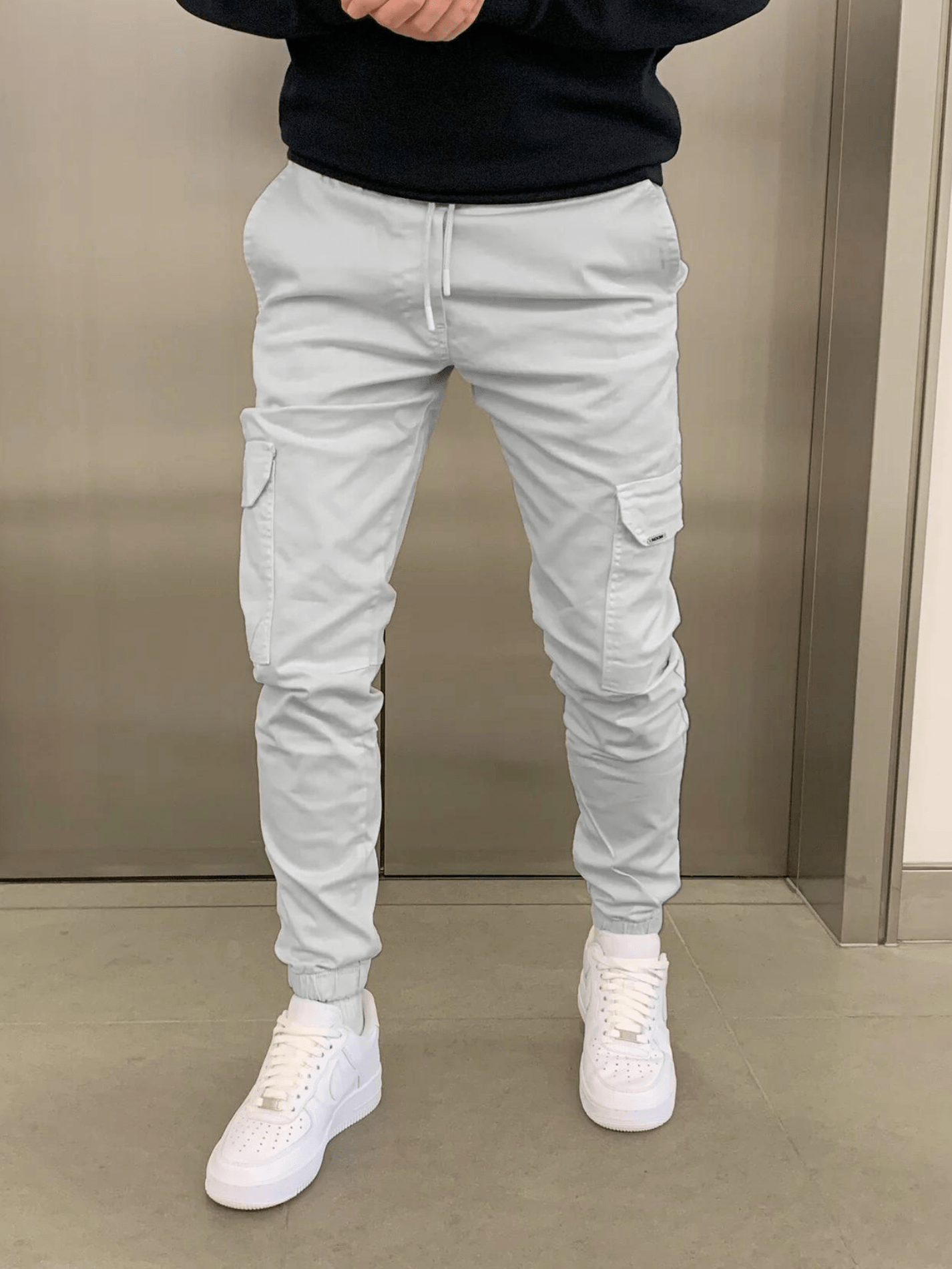 Casual cargo pants with pockets