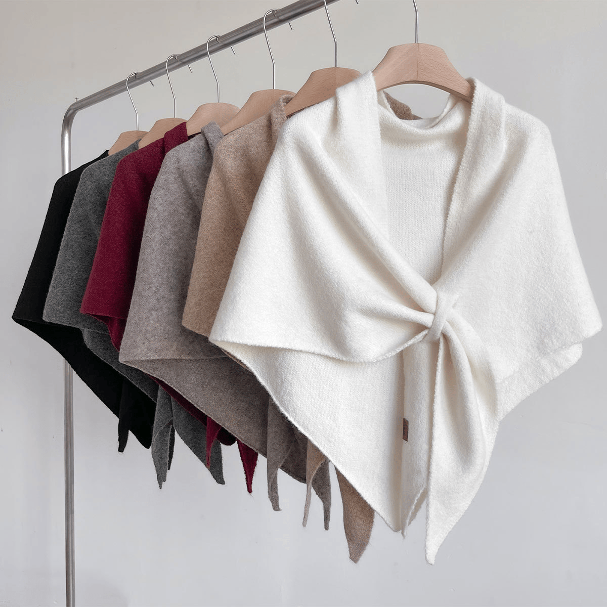🏆Flash Sale⚡ 50K+ 💕Women's Solid Color Wool Blend Shawl☁️