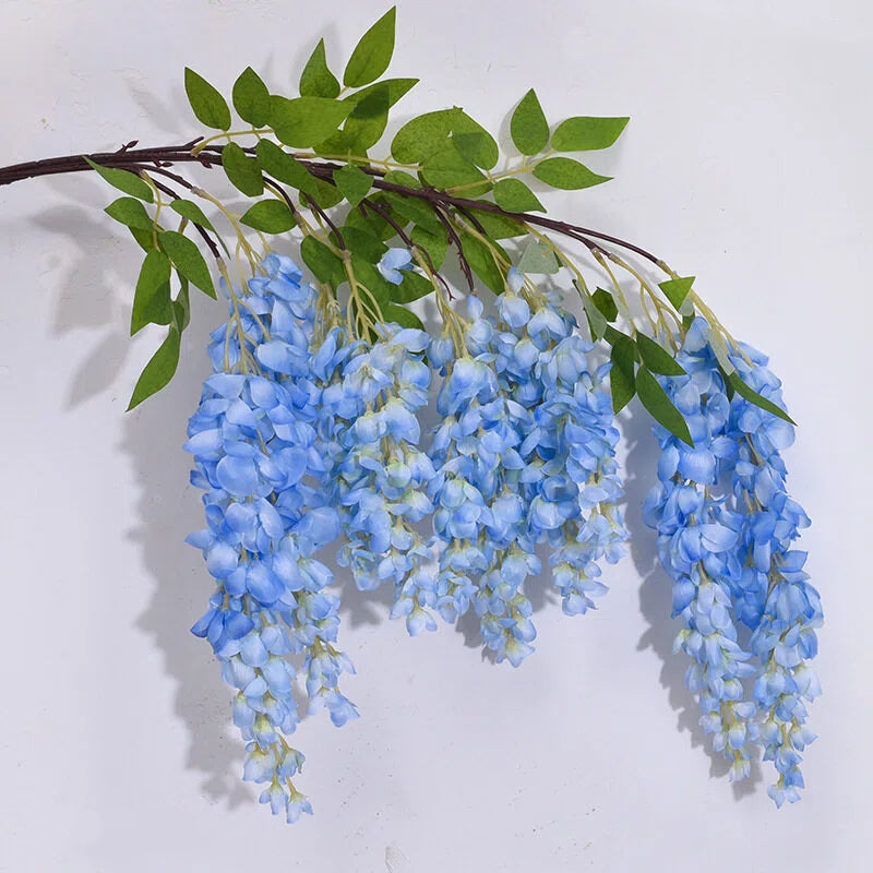 Simulation of Giant Wisteria Flowers