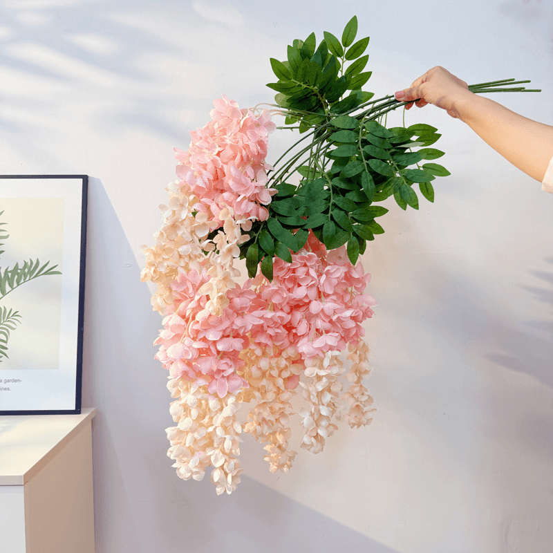 Simulation of Giant Wisteria Flowers