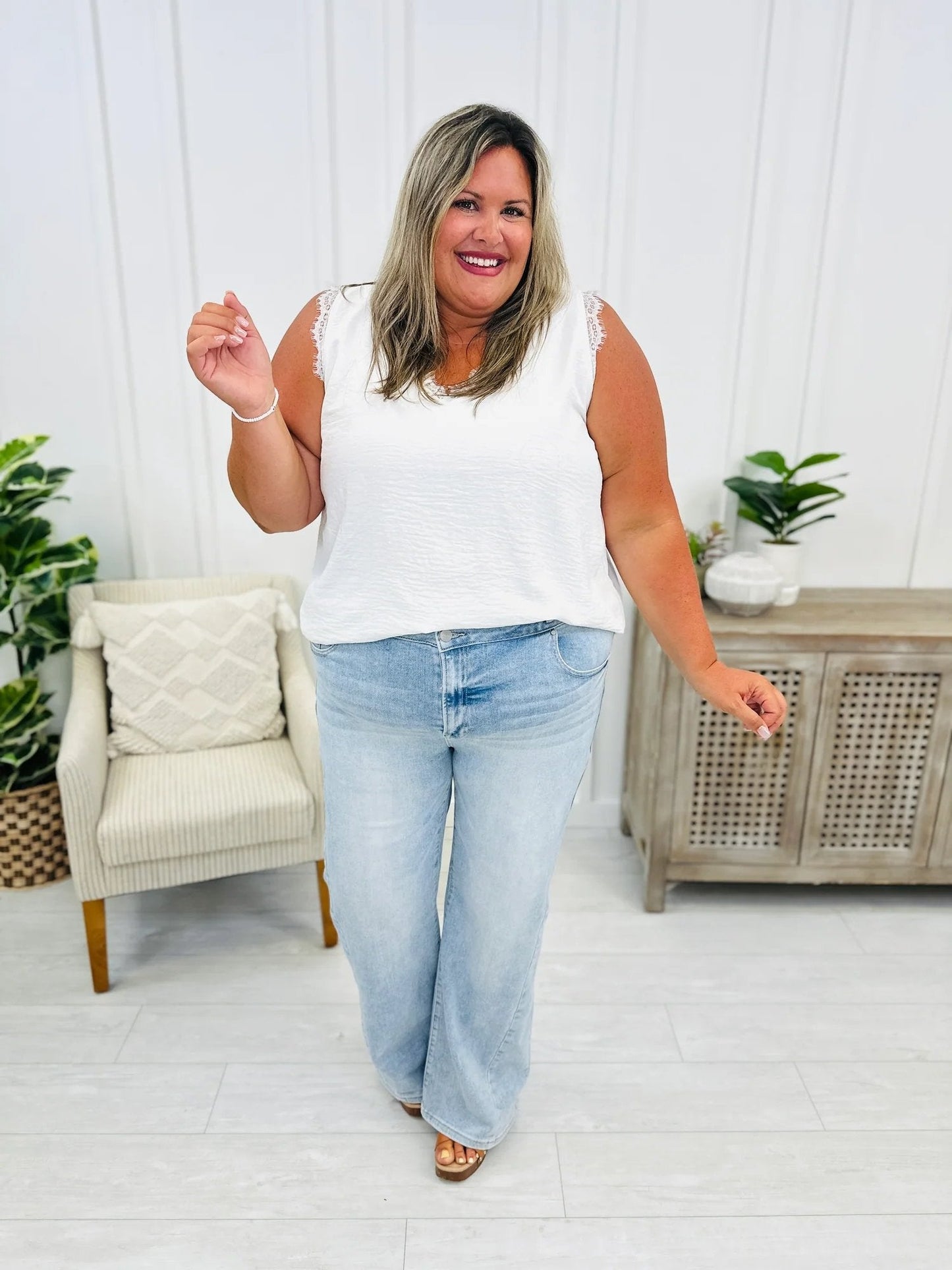 💥High Rise Vintage Wash Tummy Control Top Straight Leg Jeans