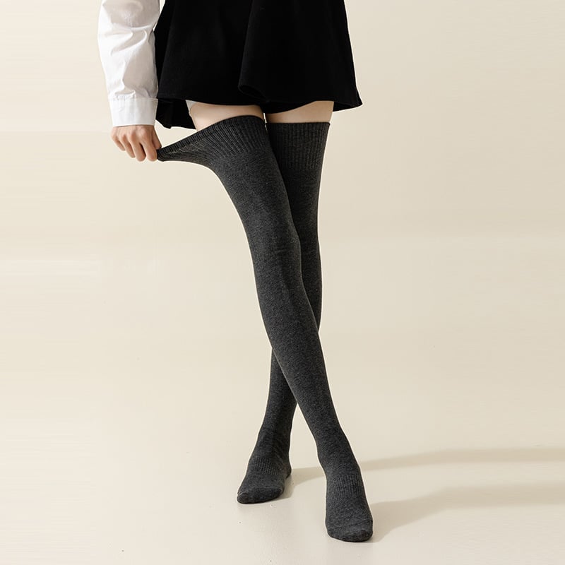 🔥 Women's Warm Thigh High Socks🧦
